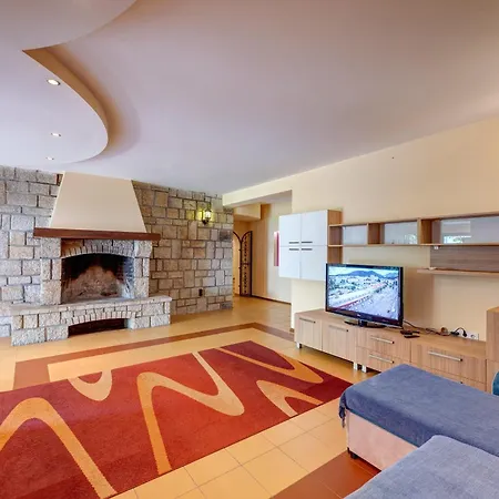 Rachev Hotel 4*