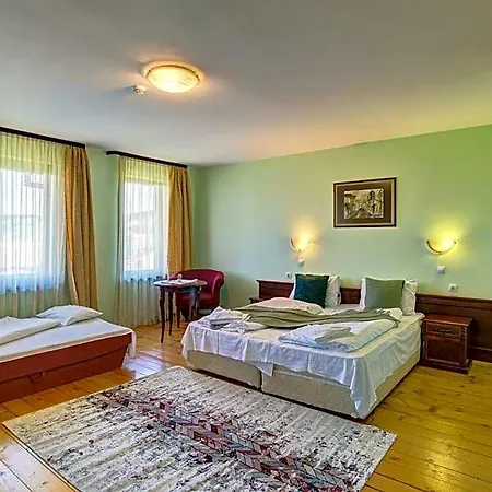 Hotel Rachev