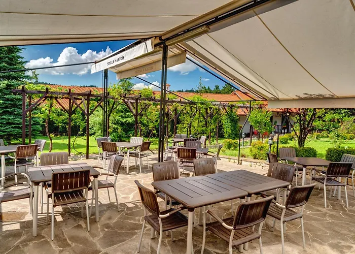 Ξενοδοχείο Rachev 4*